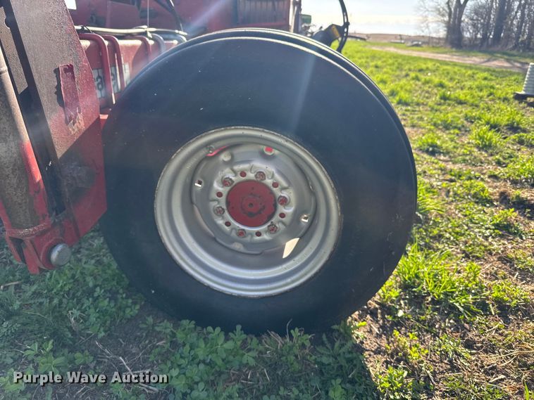 image for item FB7140 J.I. Case Cyclo Air 800 air seeder