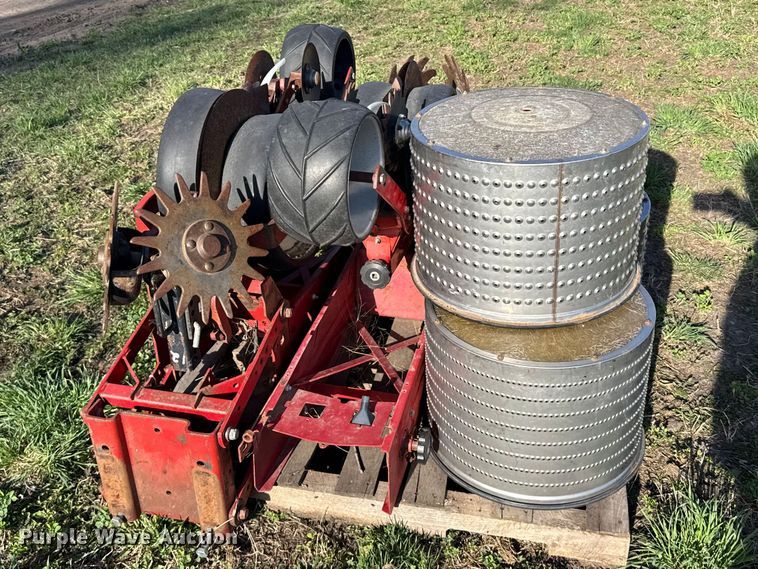 image for item FB7140 J.I. Case Cyclo Air 800 air seeder