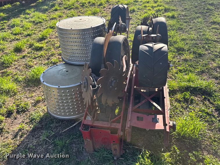 image for item FB7140 J.I. Case Cyclo Air 800 air seeder