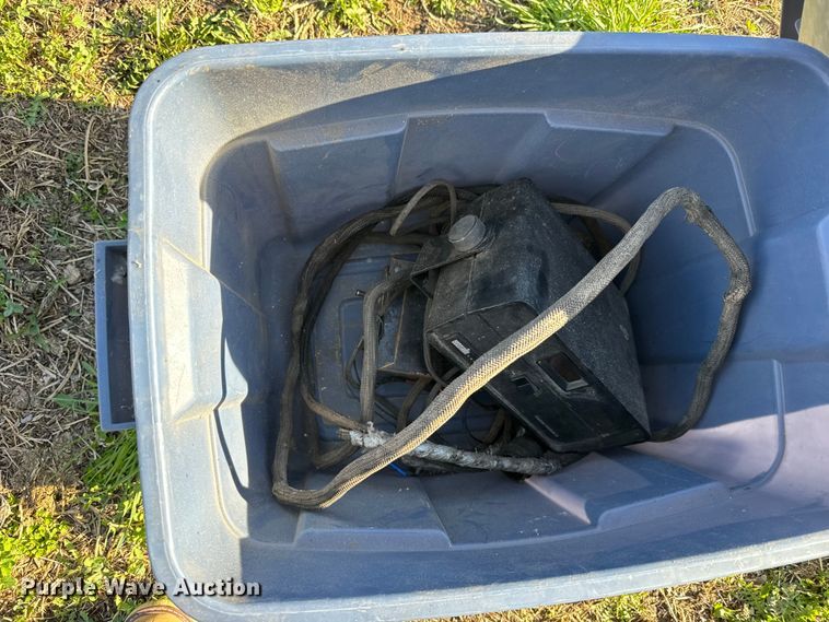 image for item FB7140 J.I. Case Cyclo Air 800 air seeder