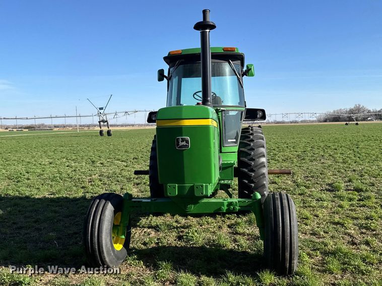 image for item FB7142 1973 John Deere 4630 tractor