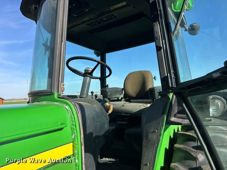 image for item FB7142 1973 John Deere 4630 tractor