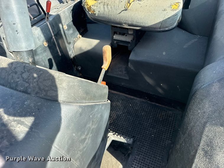 image for item FB7142 1973 John Deere 4630 tractor