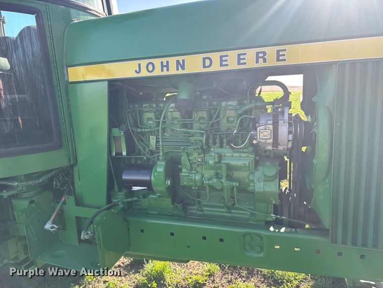 image for item FB7142 1973 John Deere 4630 tractor