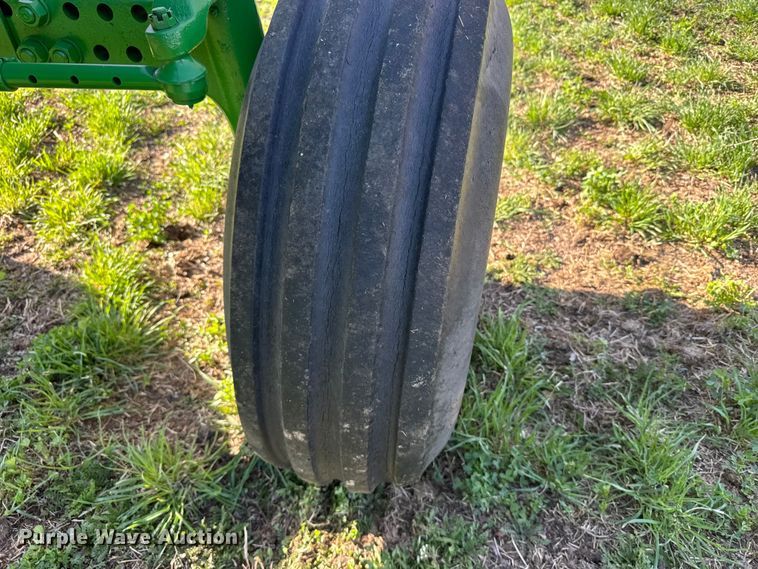 image for item FB7142 1973 John Deere 4630 tractor