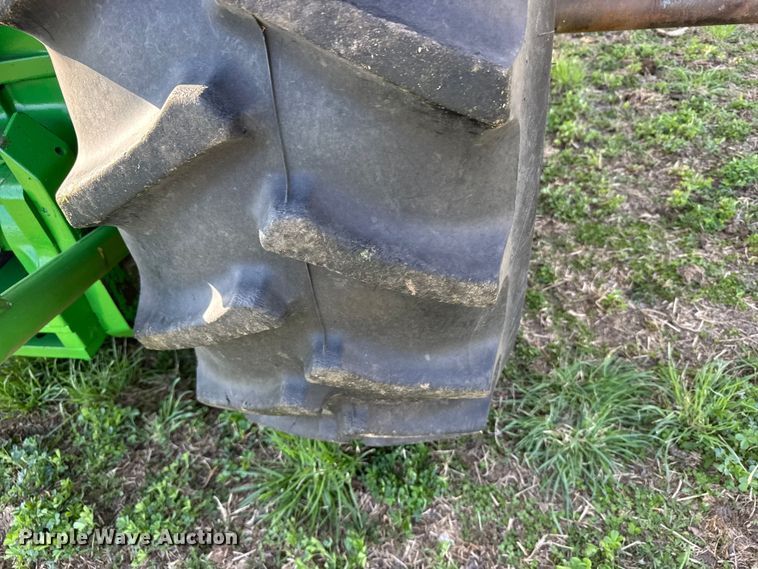 image for item FB7142 1973 John Deere 4630 tractor