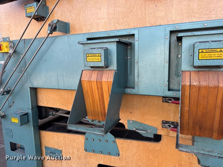 image for item FB7143 2007 Carter Day F510 RH grain cleaner