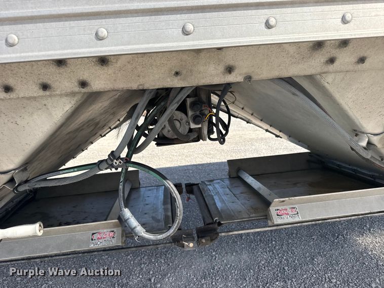 image for item FB7196 2018 Timpte, Inc Timpte grain trailer