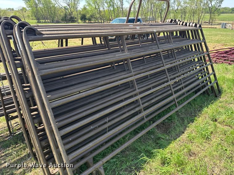 image for item FB7197 (19) livestock panels