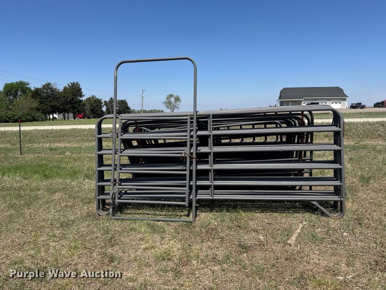 image for item FB7198 (29) livestock panels