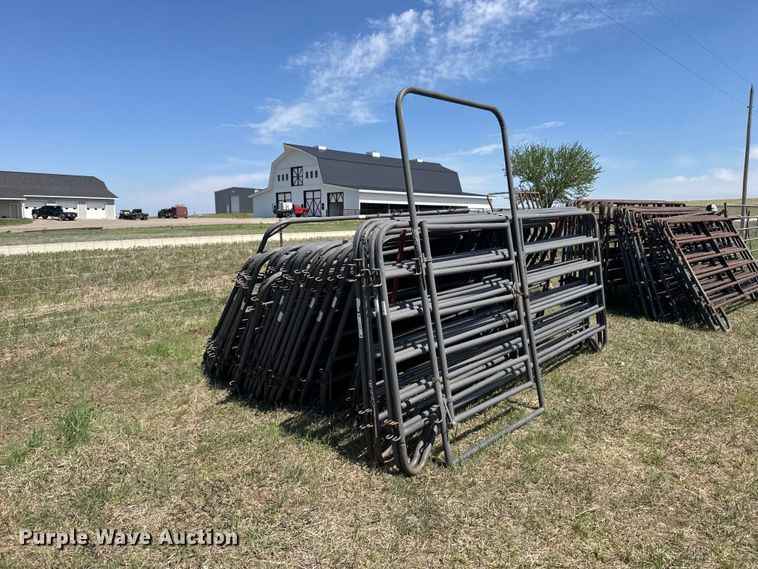 image for item FB7198 (29) livestock panels