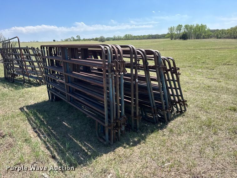 image for item FB7199 (20) 10' L livestock panels