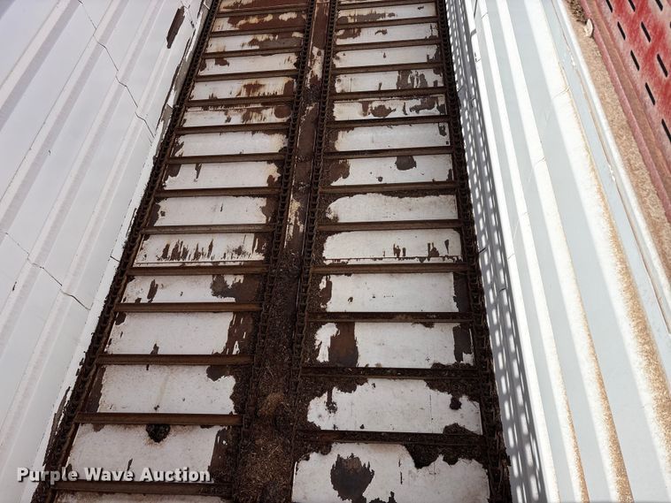 image for item FC2063 2021 Durahaul silage trailer