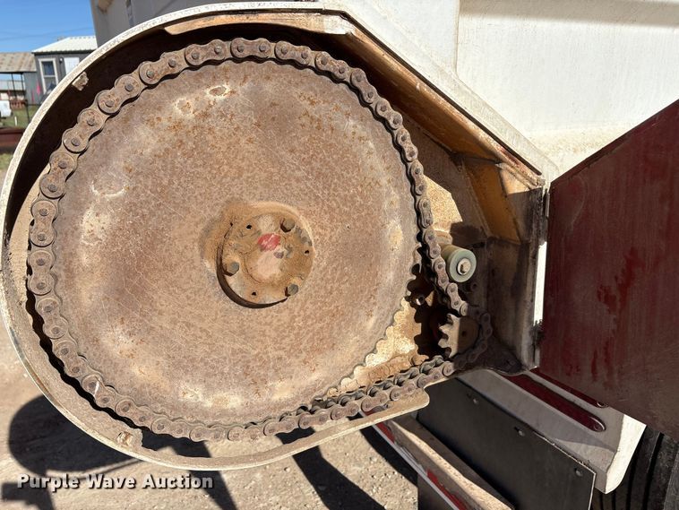 image for item FC2063 2021 Durahaul silage trailer