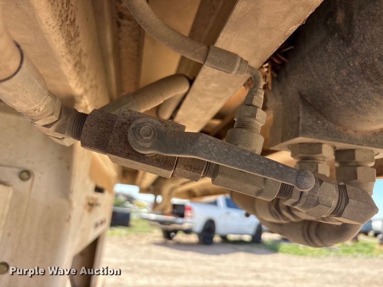 image for item FC2063 2021 Durahaul silage trailer