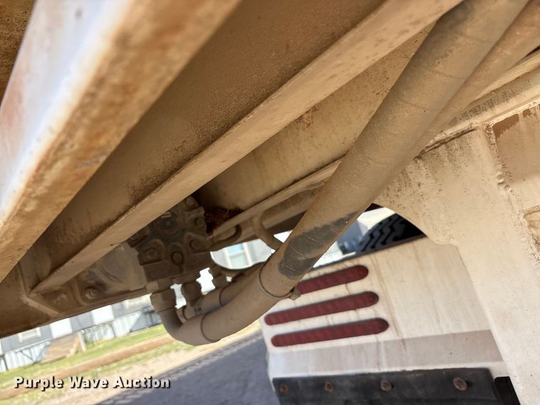 image for item FC2063 2021 Durahaul silage trailer