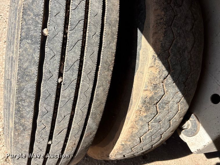 image for item FC2063 2021 Durahaul silage trailer