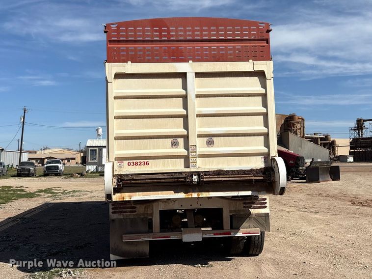 image for item FC2064 2021 Durahaul silage trailer