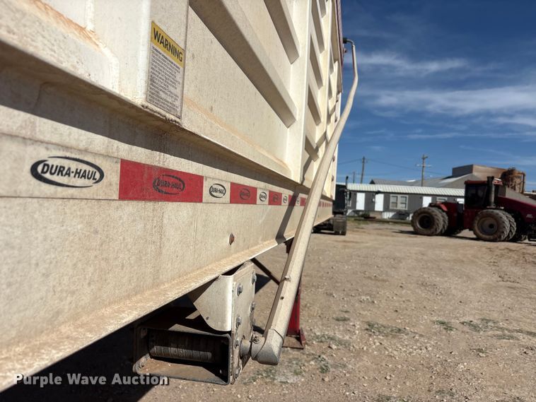 image for item FC2064 2021 Durahaul silage trailer