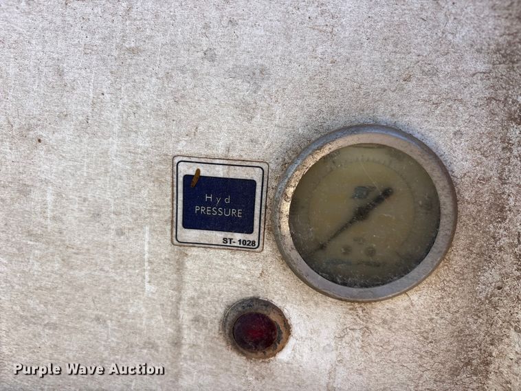 image for item FC2064 2021 Durahaul silage trailer