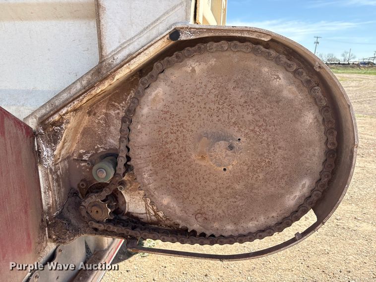 image for item FC2064 2021 Durahaul silage trailer