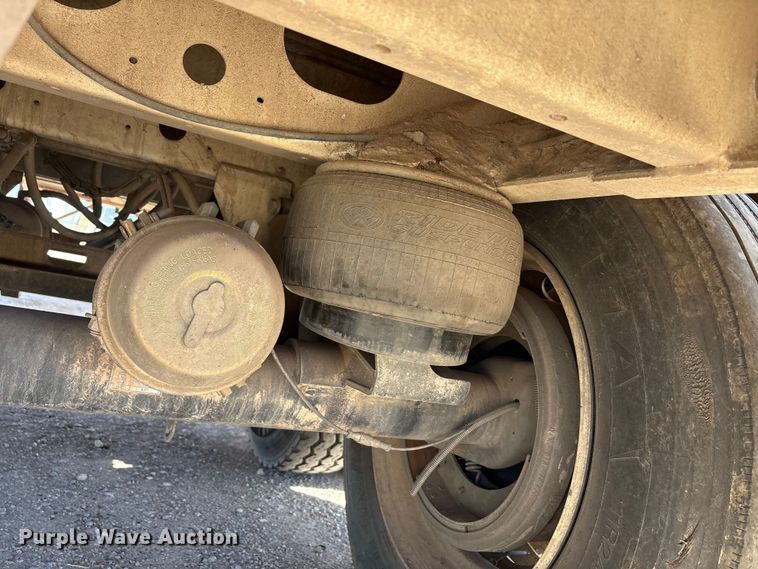 image for item FC2064 2021 Durahaul silage trailer