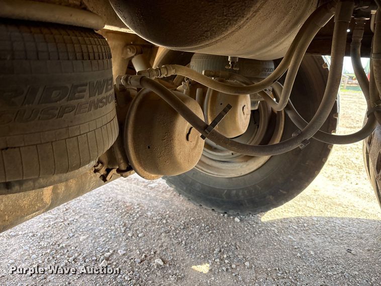 image for item FC2064 2021 Durahaul silage trailer