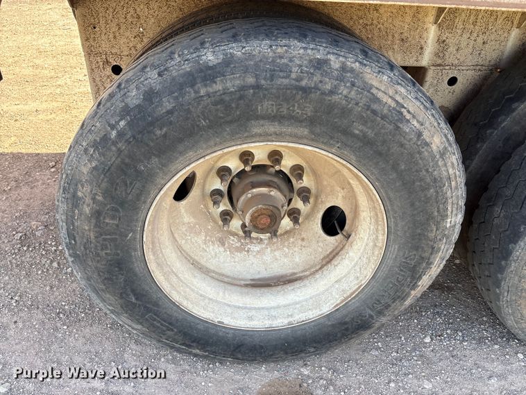 image for item FC2064 2021 Durahaul silage trailer