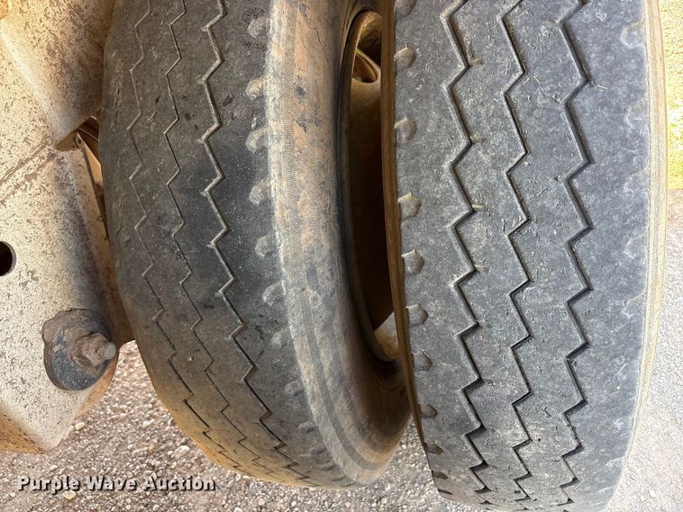 image for item FC2064 2021 Durahaul silage trailer