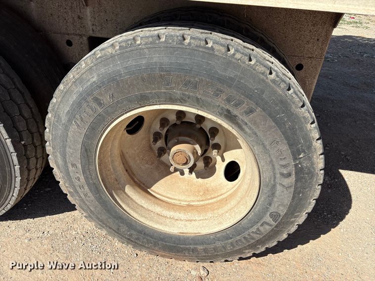 image for item FC2064 2021 Durahaul silage trailer