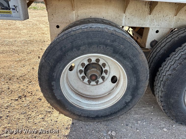 image for item FC2065 2021 Durahaul silage trailer