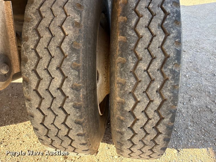 image for item FC2065 2021 Durahaul silage trailer