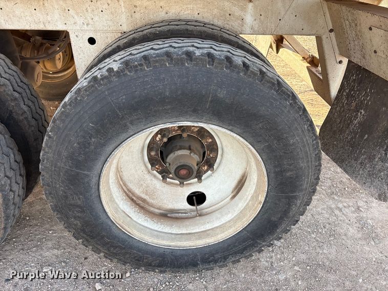 image for item FC2065 2021 Durahaul silage trailer