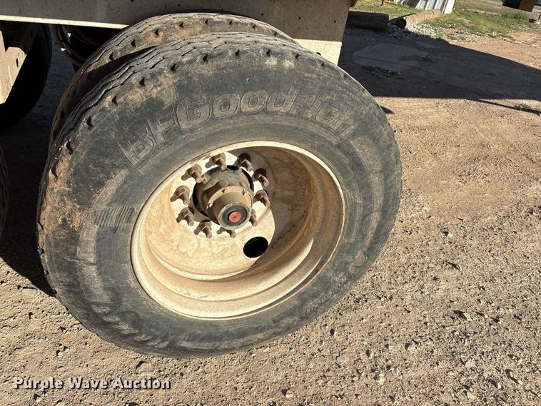 image for item FC2065 2021 Durahaul silage trailer