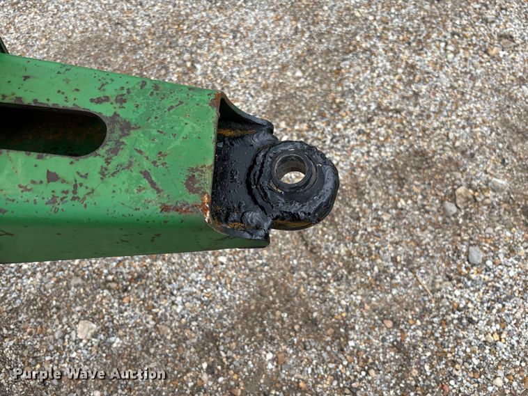 image for item FC5623 1996 John Deere 930 swather / windrower