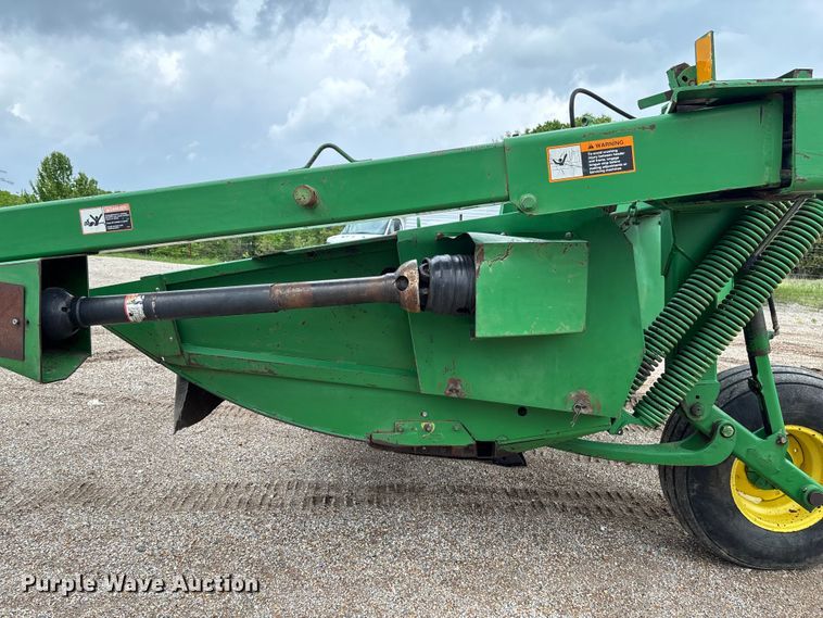 image for item FC5623 1996 John Deere 930 swather / windrower
