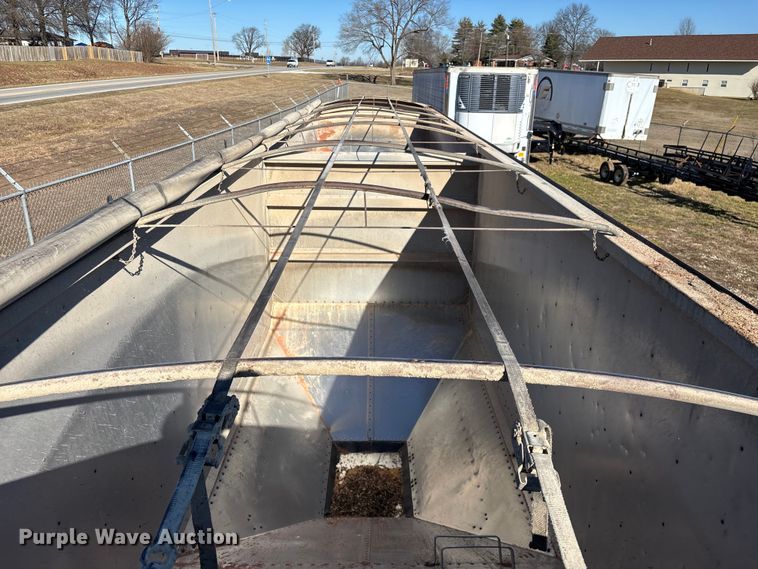 image for item FG0007 2008 Timpte Timpte grain trailer