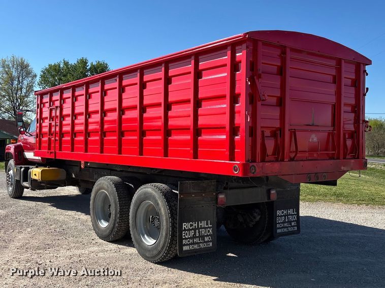 image for item FG0234 1990 GMC C7 grain truck