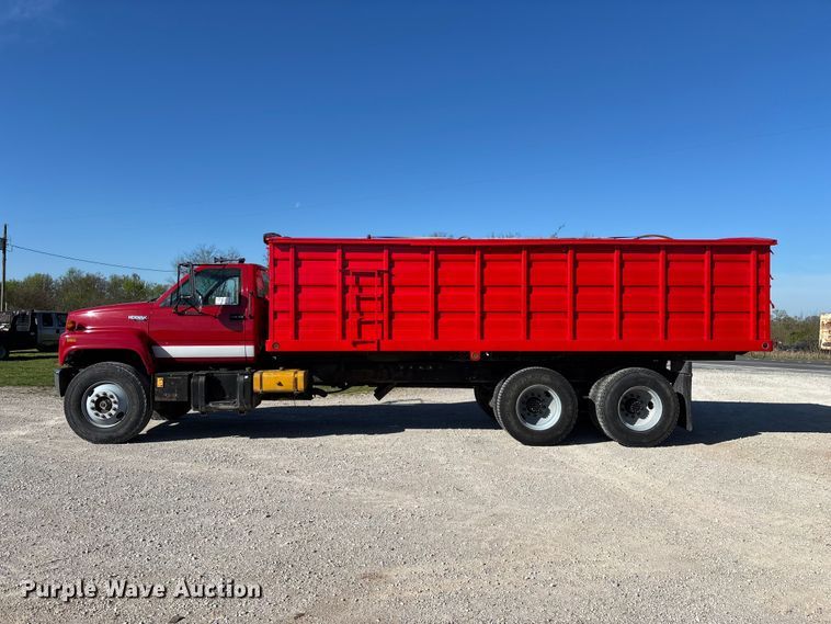 image for item FG0234 1990 GMC C7 grain truck