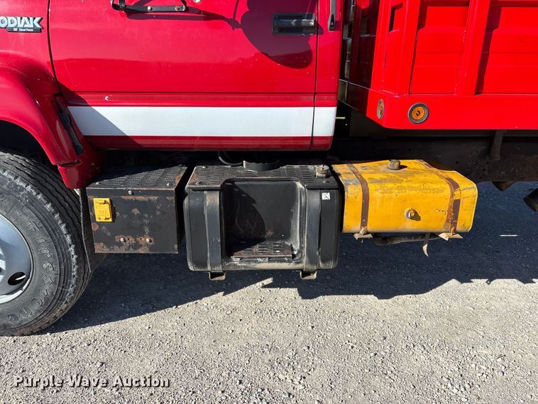 image for item FG0234 1990 GMC C7 grain truck