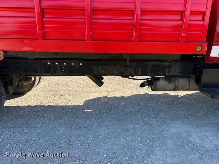 image for item FG0234 1990 GMC C7 grain truck