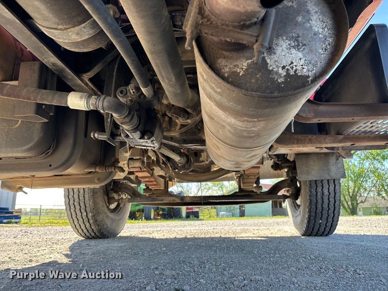 image for item FG0234 1990 GMC C7 grain truck