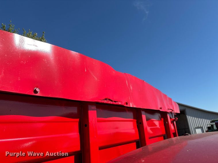 image for item FG0234 1990 GMC C7 grain truck