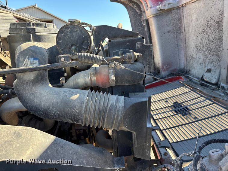 image for item FG0234 1990 GMC C7 grain truck