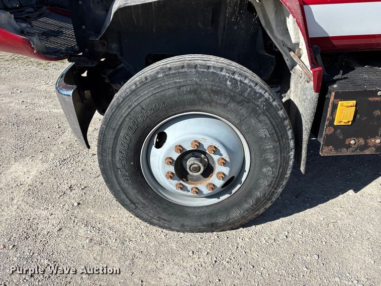 image for item FG0234 1990 GMC C7 grain truck