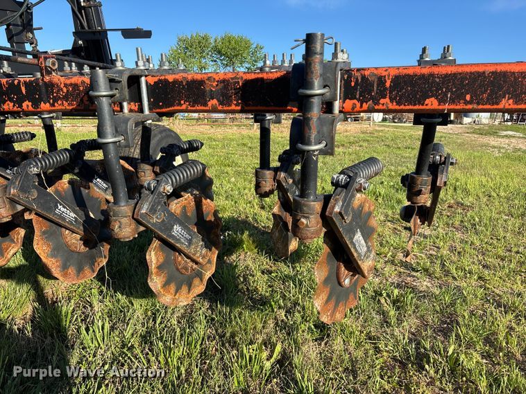image for item FG0235 Tye 304-413 no-till drill caddy