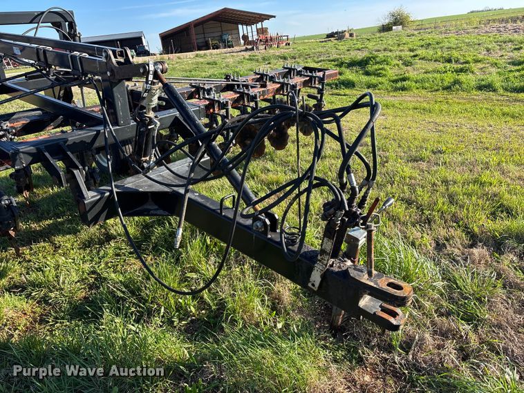 image for item FG0235 Tye 304-413 no-till drill caddy