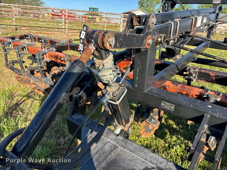 image for item FG0235 Tye 304-413 no-till drill caddy