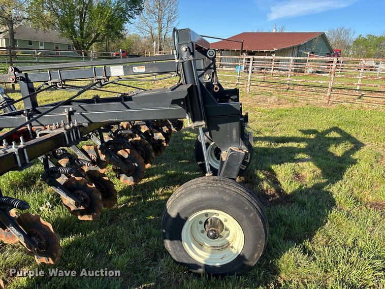 image for item FG0235 Tye 304-413 no-till drill caddy