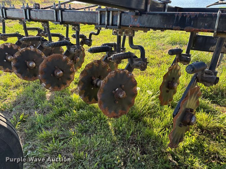 image for item FG0235 Tye 304-413 no-till drill caddy